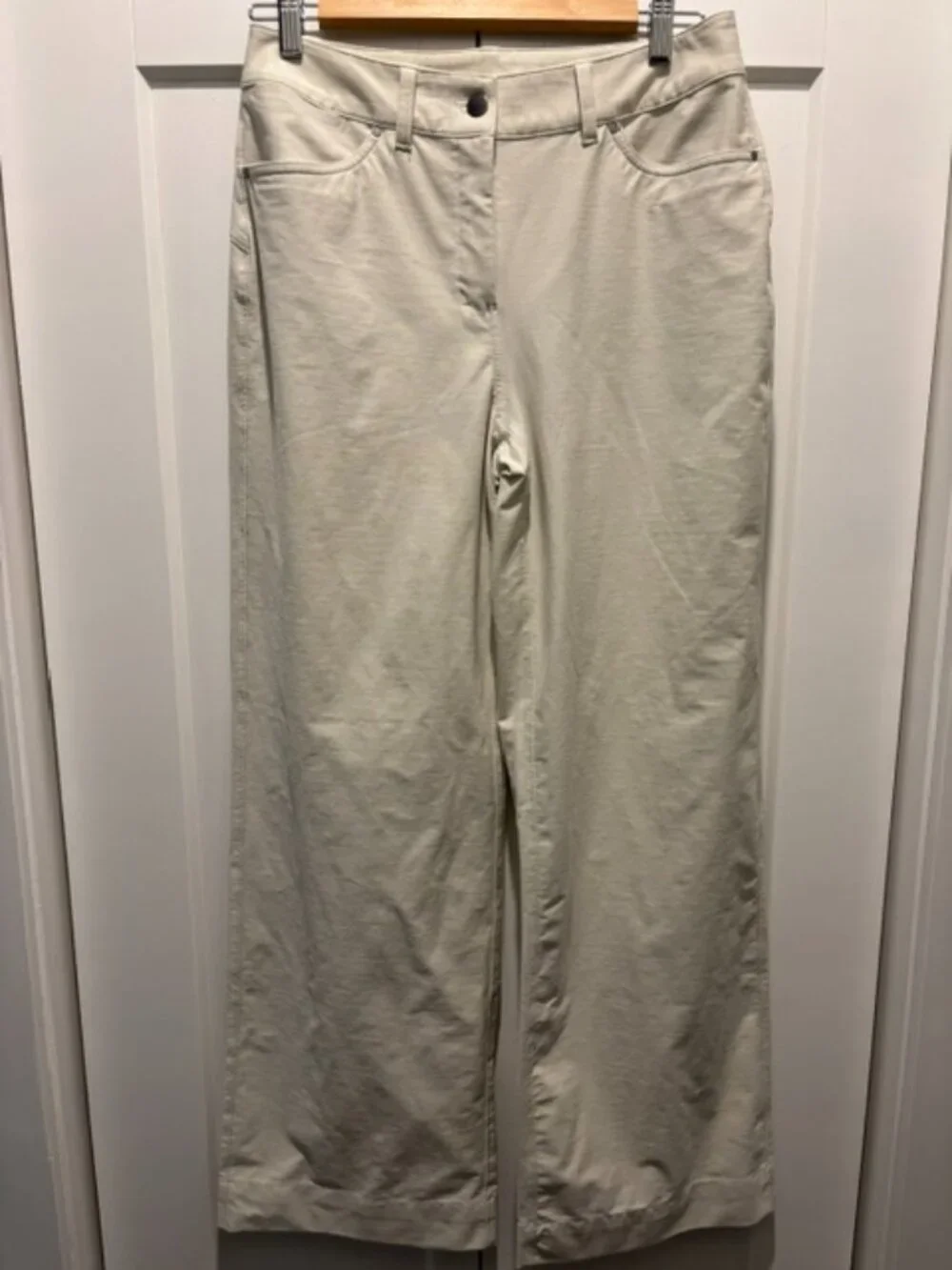 Lululemon Easy Five Dress Pant - Picture 2 of 5